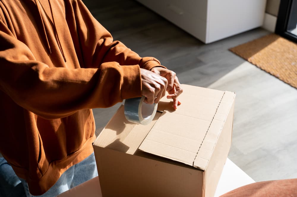 Ship your parcel with&nbsp;Vinted Go
